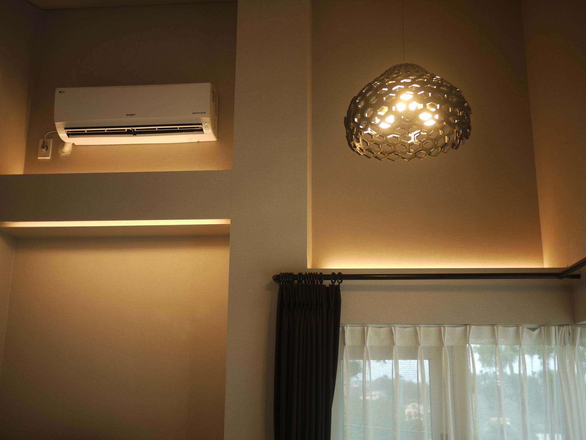 Eridu Cafe N Beds Hotel Seogwipo Bagian luar foto