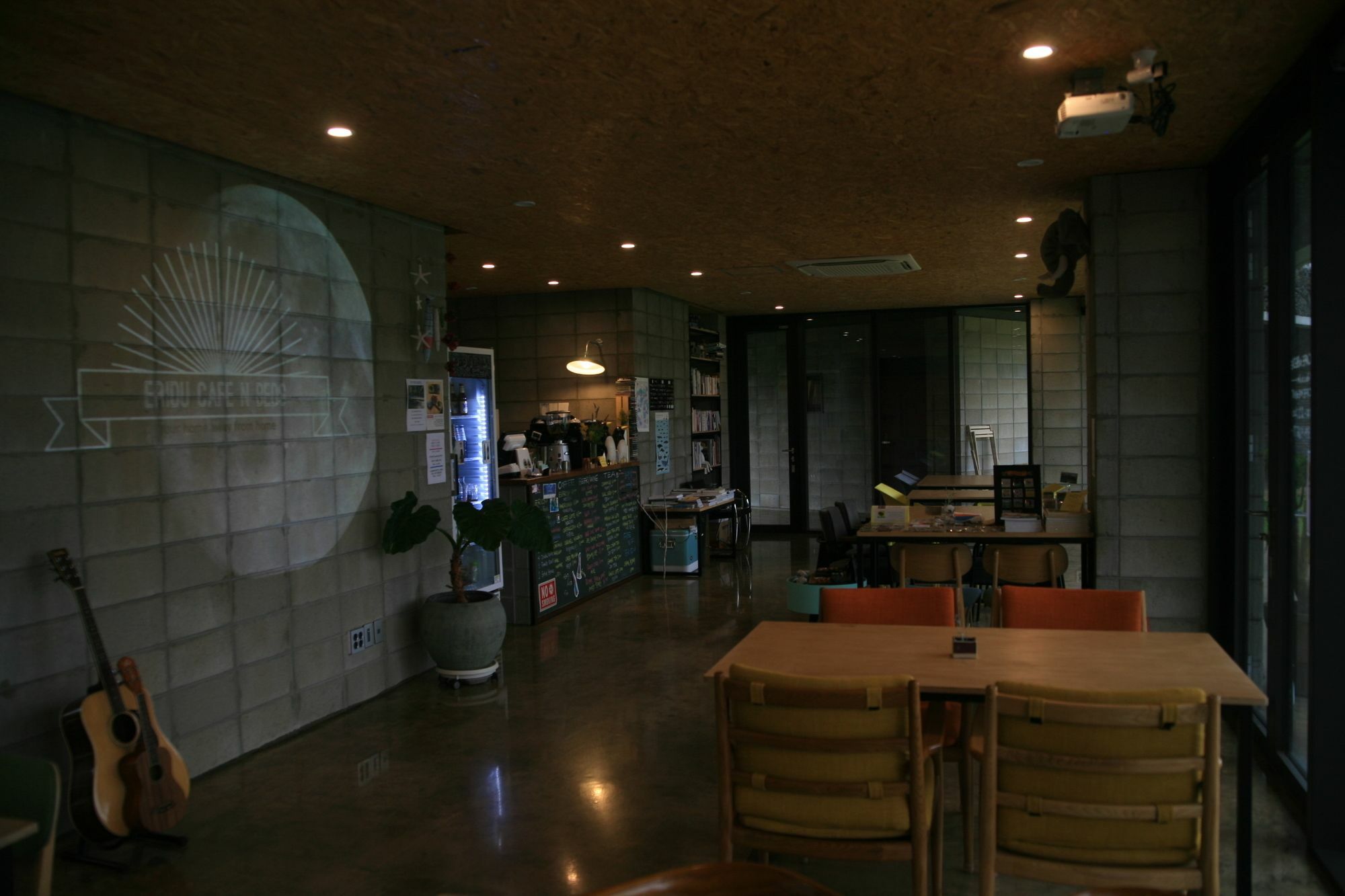 Eridu Cafe N Beds Hotel Seogwipo Bagian luar foto
