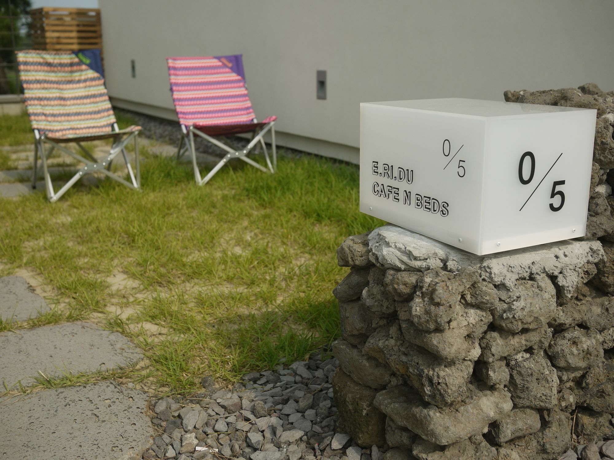 Eridu Cafe N Beds Hotel Seogwipo Bagian luar foto